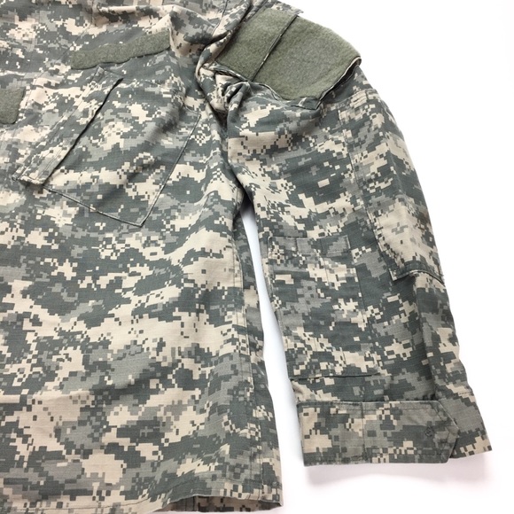 LOT OF 3 used ACU Army Combat Jacket, Medium - Picture 3 of 4